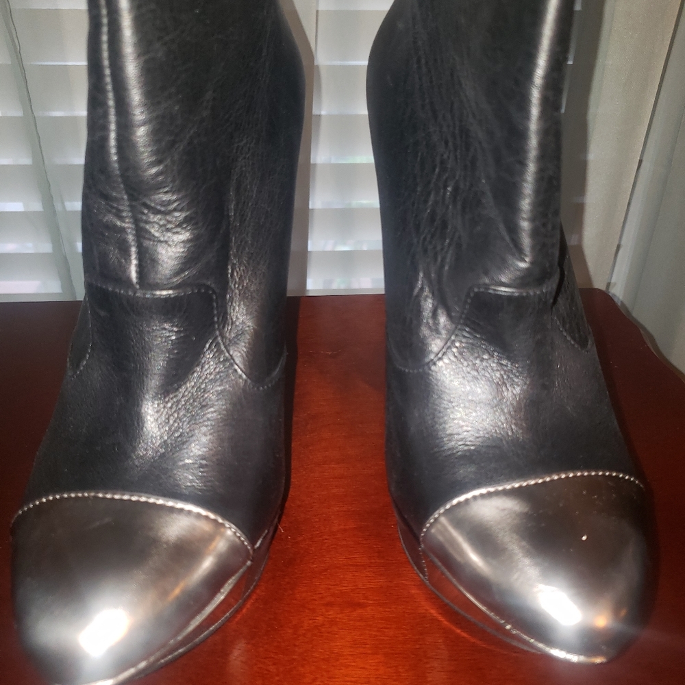 Jessica Simpson Booties - Picture 2 of 7